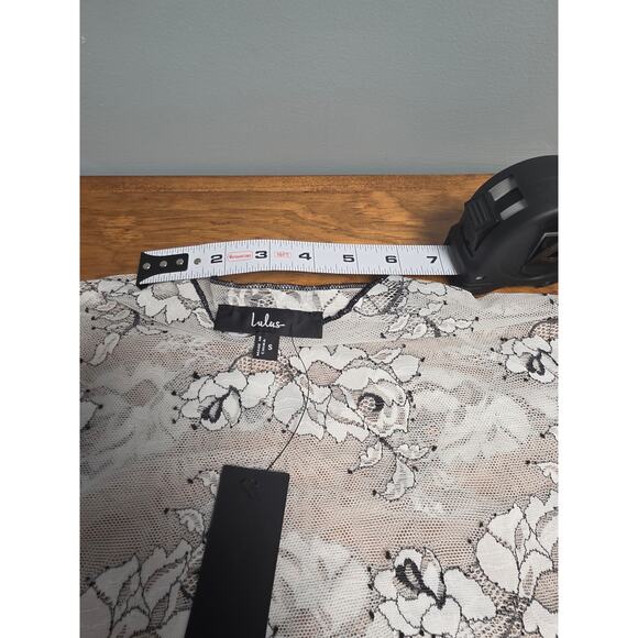 NWT Lulus Sheer Long Sleeve Floral Top Size S Romantic Layering Witchy Fall - Picture 9 of 9